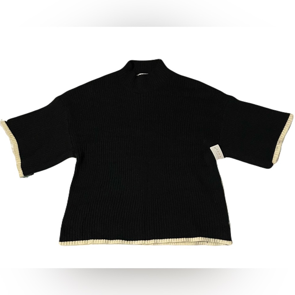 Jon & Anna Contemporary Size S/M Women’s Sweater
